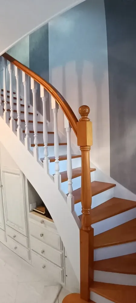 Escalier rénové à Le Mans par JL Beauvais apres